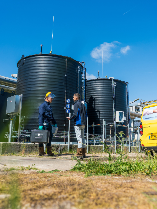 Zoutzuuropslag aan het werk bij GETEC in Emmen.